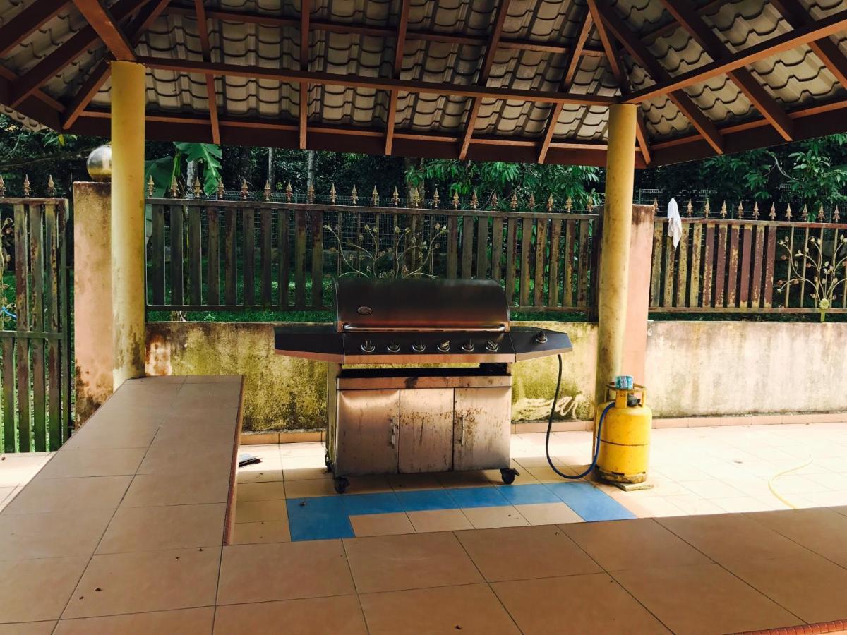 バタング・カリ Desa Kaloi Farmhouseヴィラ エクステリア 写真