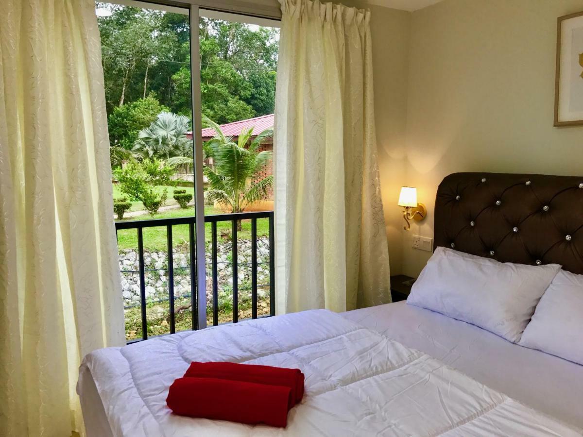 バタング・カリ Desa Kaloi Farmhouseヴィラ エクステリア 写真